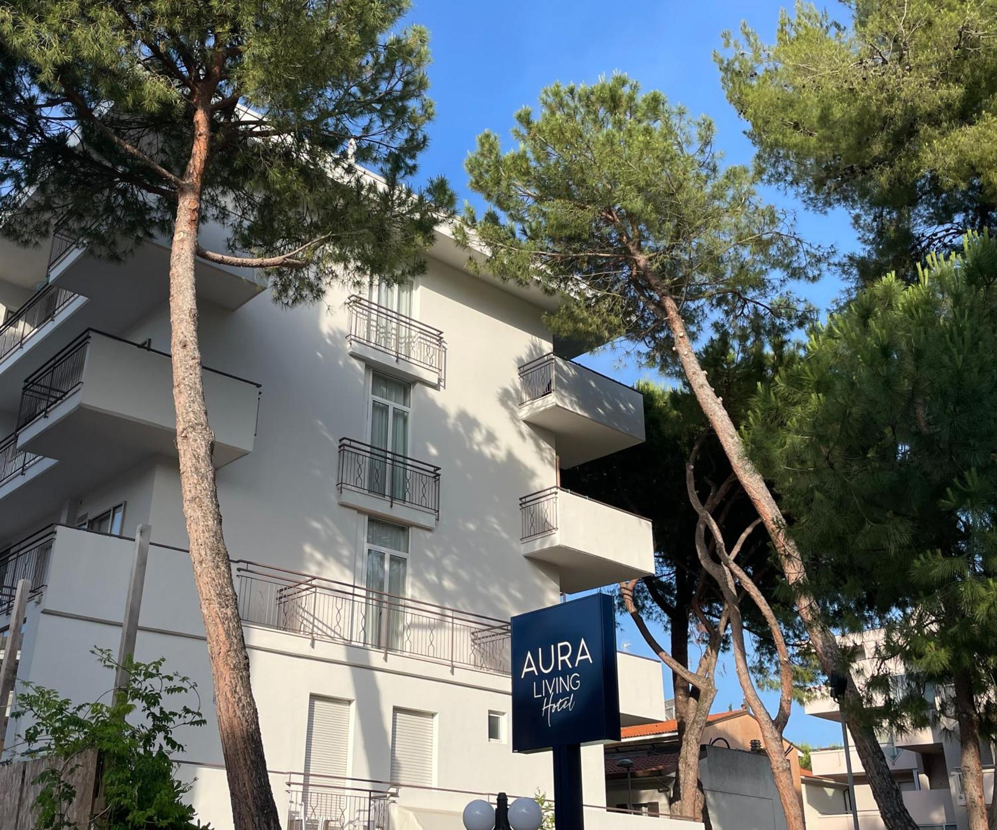 Aura Living Hotel ريميني المظهر الخارجي الصورة